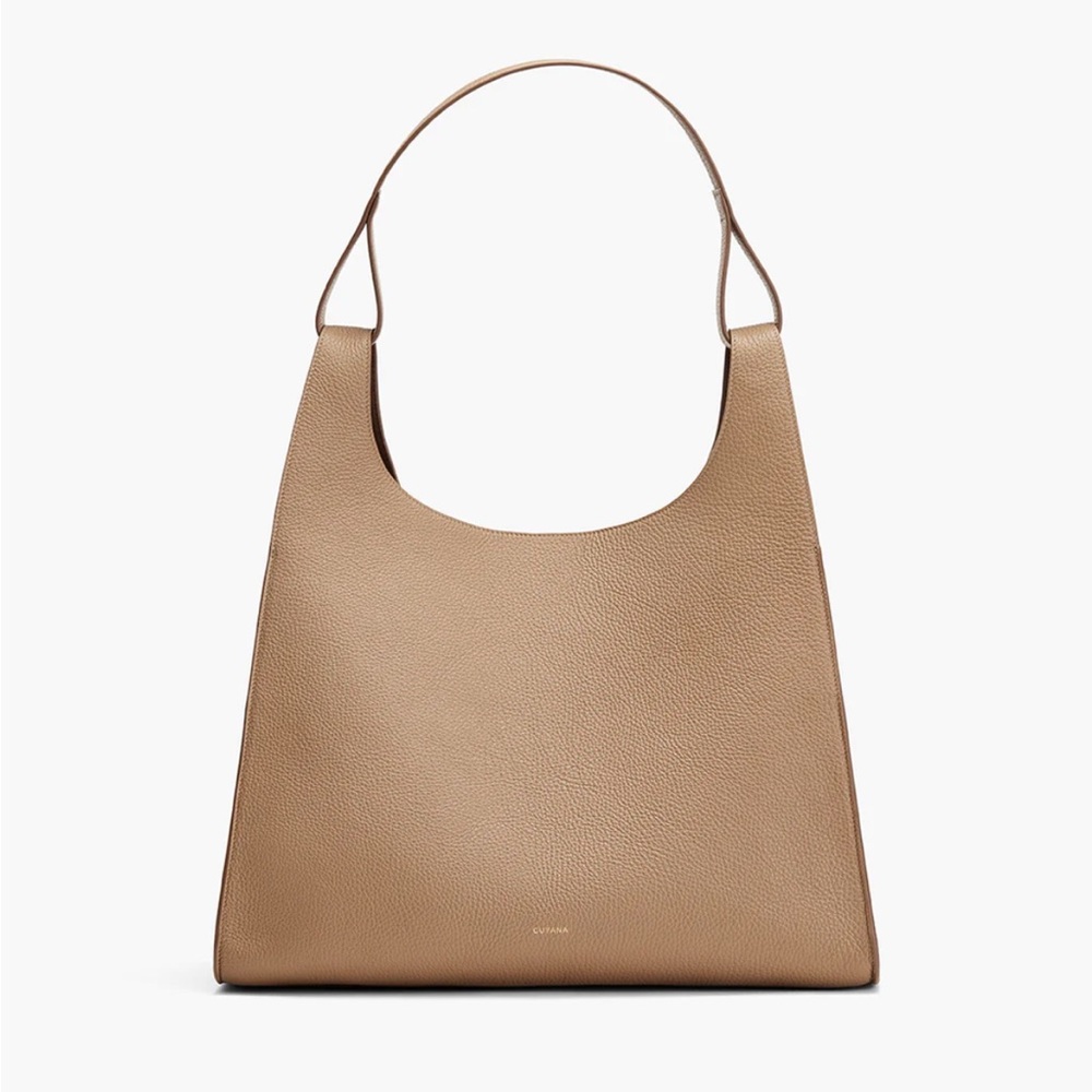 Cuyana double loop bag in the size oversized